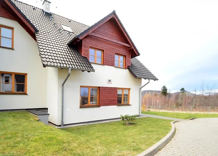 Gustowny Sun Seasons 24 W Karpaczu Z Tarasem By Renters Karpacz